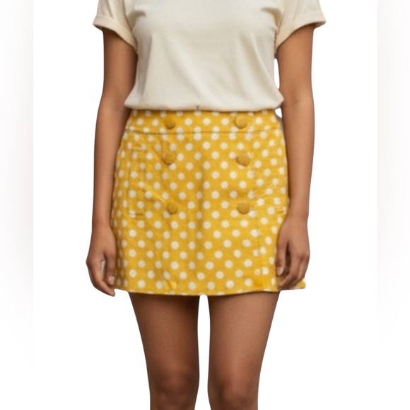 J. Crew Dresses & Skirts - J Crew Yellow Polka Dot wrap style skirt, side pockets, cotton, sz 6, never worn
